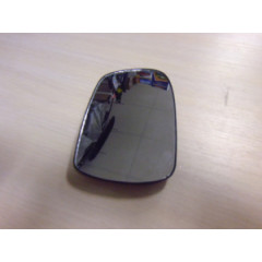 Зеркальный элемент правый Chery Amulet A15BJ8202121