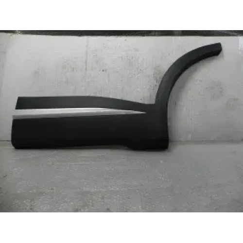 Молдинг двери задней левой Chery Tiggo 7 Pro (уценка) 609001246AA*