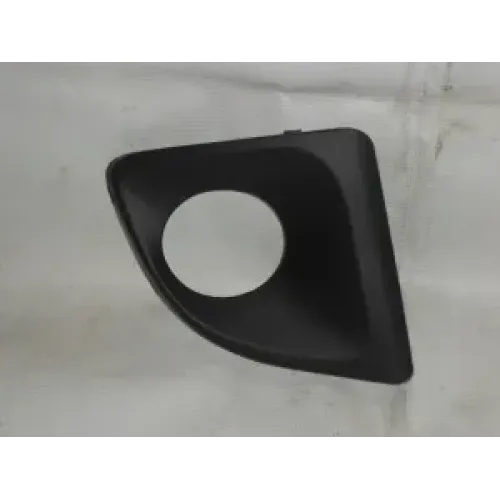 Рамка противотуманной фары правая Chery Tiggo FL T112803574