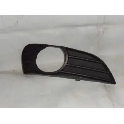 Рамка противотуманной фары правая Geely MK Cross 101800611401