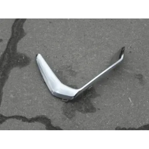 Молдинг передний правый Geely Monjaro (уценка) 6010179200*