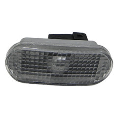 Повторитель поворота Chery Amulet (белый) A113731010AB