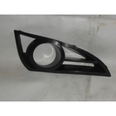 Рамка противотуманной фары правая Geely MK 1018002985