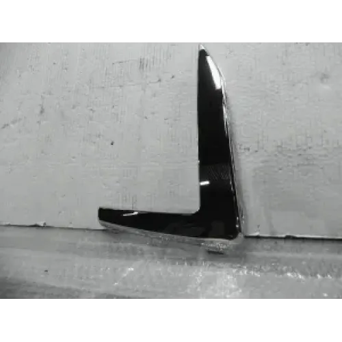 Молдинг переднего бампера правый JAC X4 / Москвич 3 (уценка)