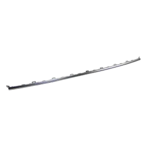 Молдинг заднего бампера центральный серебристый Omoda C5