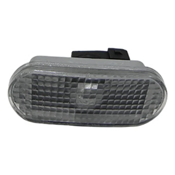Повторитель поворота Chery Amulet (белый) A113731010AB