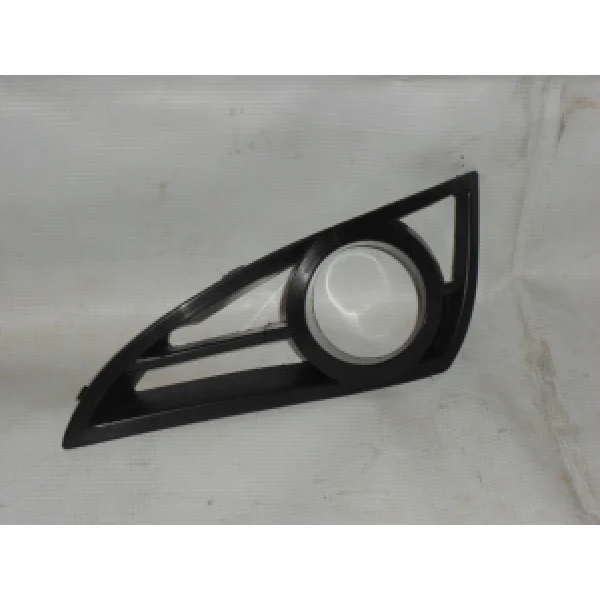Рамка противотуманной фары левая Geely MK 1018002984